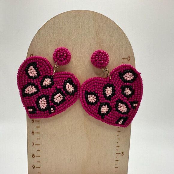 Pink Cheetah Heart Print Seed Bead Handmade Dangle Boutique Earrings New Beaded - Picture 3 of 8